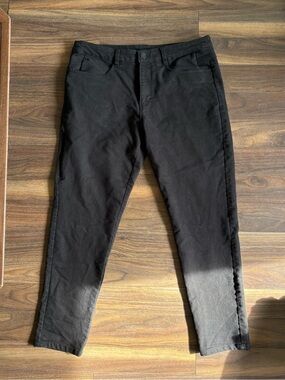 BYLT Basics Black Men’s Chinos